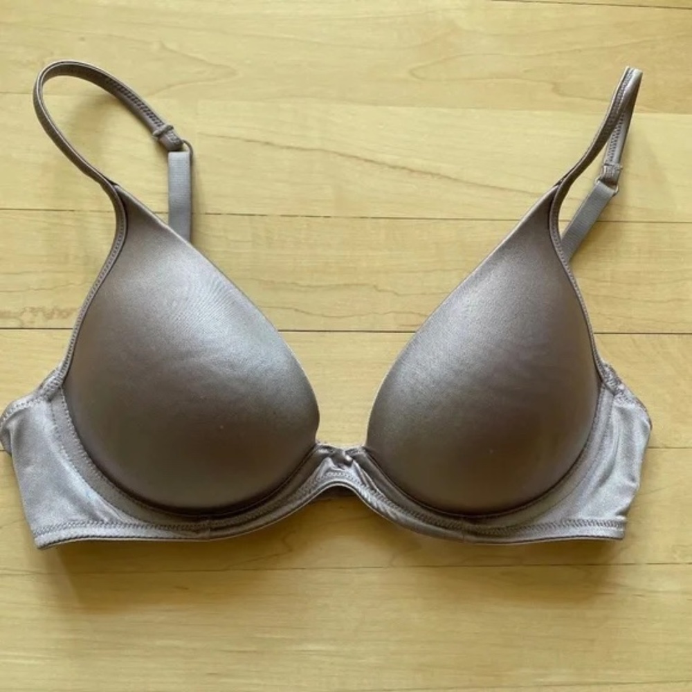 GAP Body Bra - Brand New - Size 34B